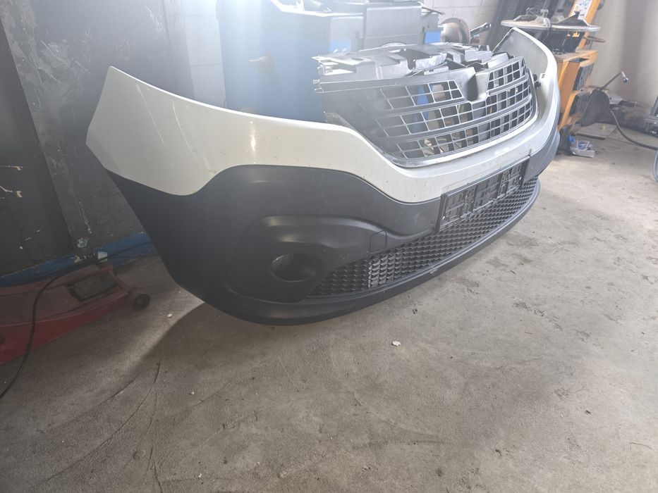 Kompletny przód Renault Traffic 2.0