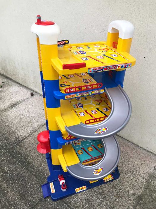 Brinquedo Grande Garagem Parque Estacionamento Carros tipo Hot Wheels