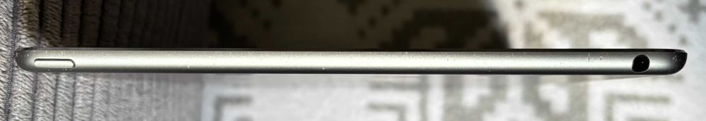 iPad Air 2 16GB Wi-Fi Cellular + Kabel