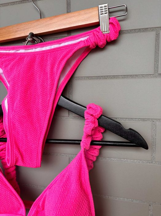 Conjunto de biquini novo 38