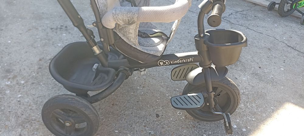 Triciclo em bom estado