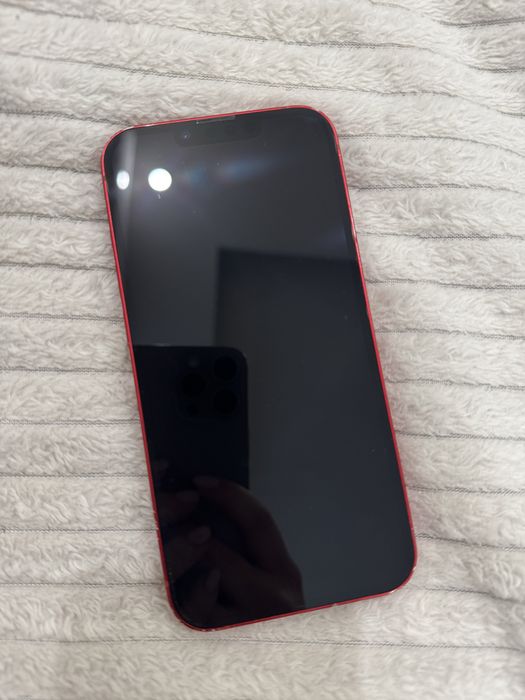 iPhone 13, 256 GB, kolor czerwony