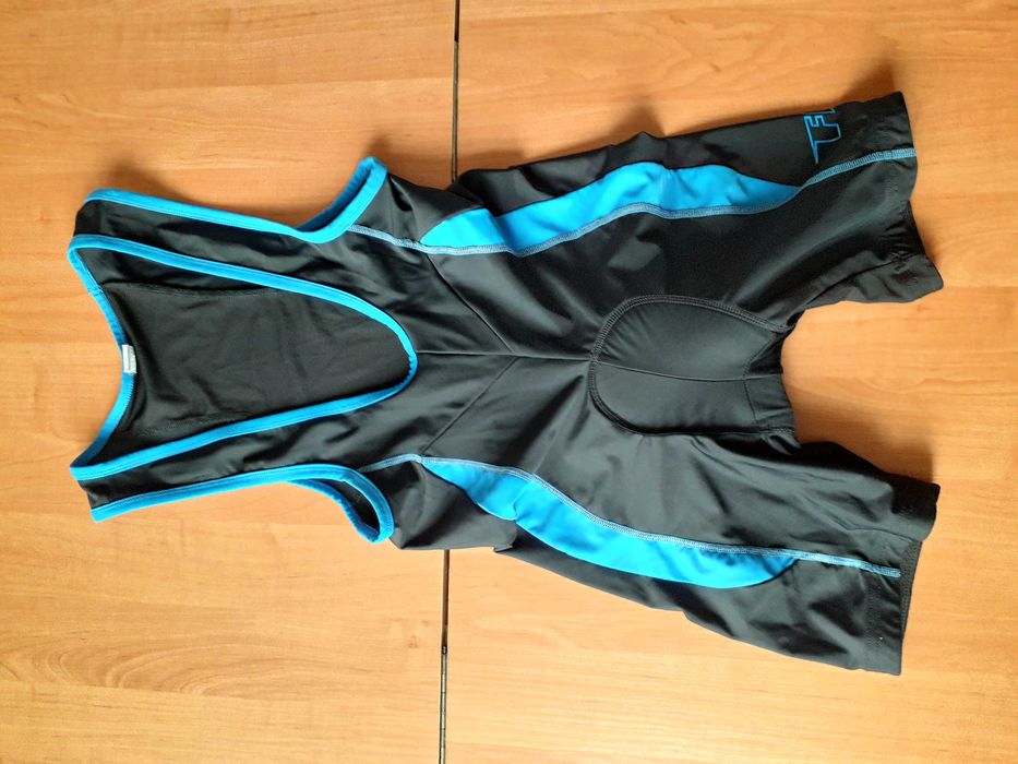 Велокомбінезон відмінної якості, розмір S.