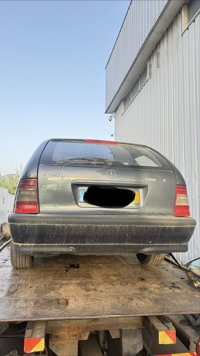 Mercedes W202 C250 Turbo Diesel – Viatura para Peças