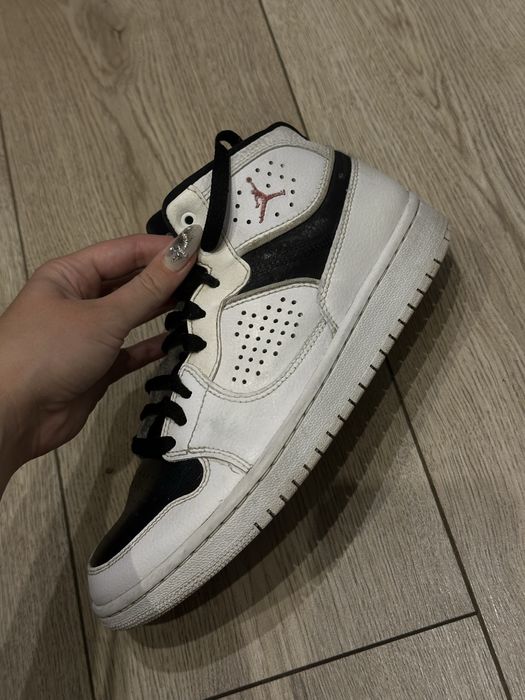 Кросівки жіночі Nike Air Jordan Jumpman