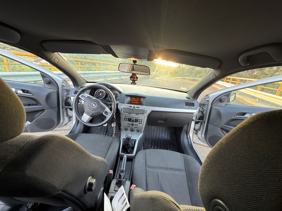 Opel Astra H 1.7 GTC
