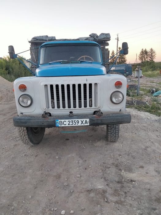Газ 53 бортовий вантажний