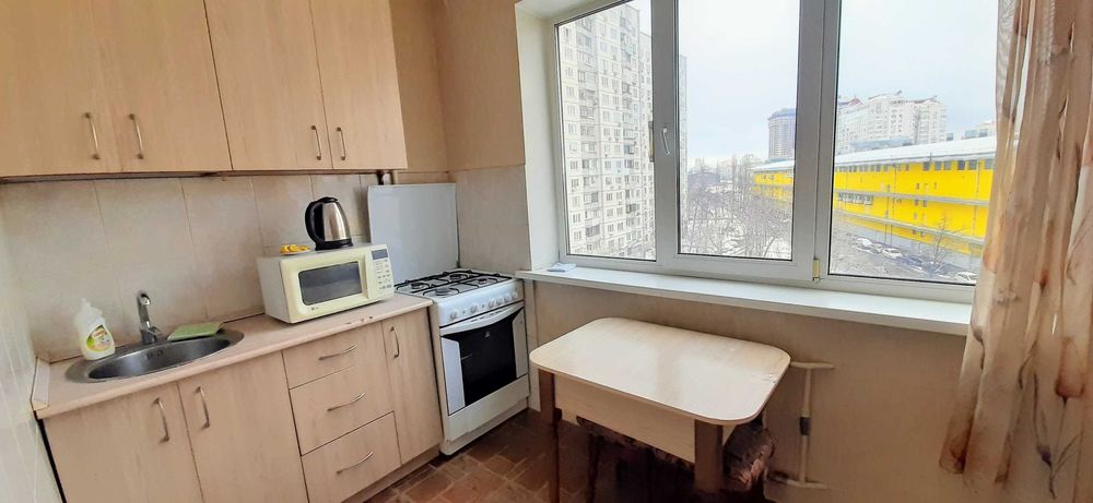 Свободно 24.03 пр-т Оболонский 11а, В 1 мин от метро Минская