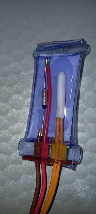 Датчик температуры холодильника.