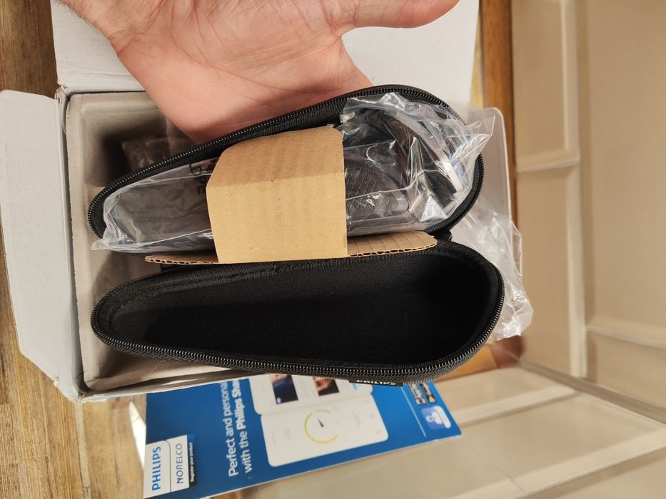 Электробритва PHILIPS Norelco Shaver 7000 Series,  S7886/84 Нідерла