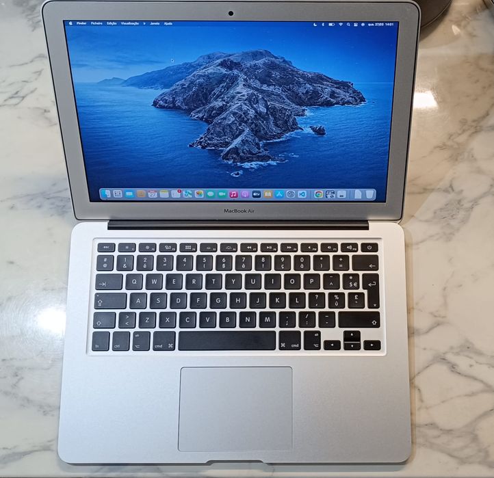 Macbook air  2015