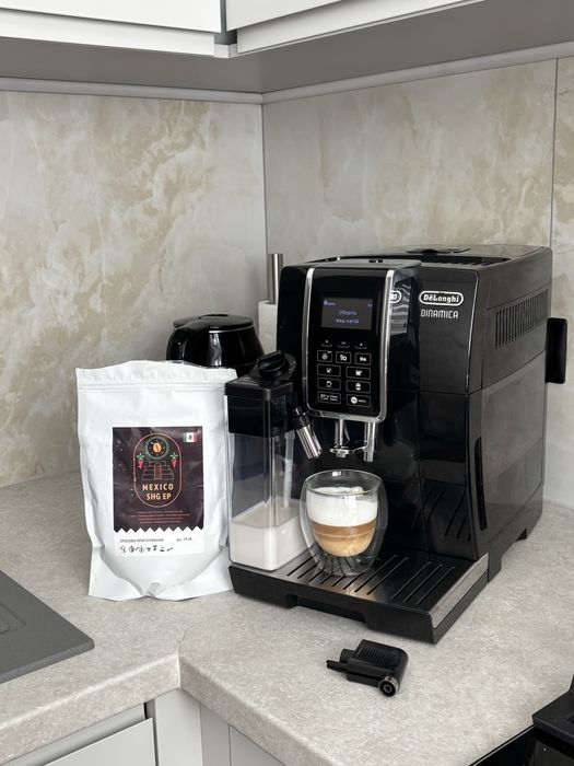 Кавомашина Delonghi dinamica