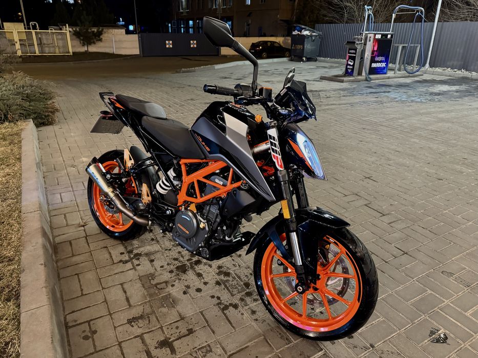 KTM DUKE 390 2021 GREY