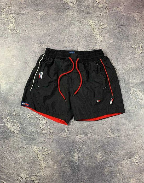 Шорти Tommy Hilfiger. Розмір XS-S