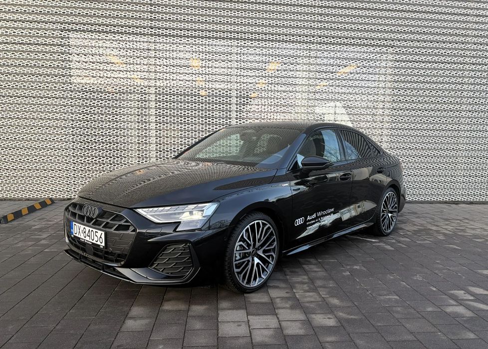 Audi A3 Limousine Demo! Alcantara! Head Up! Sonos! 19 Cali! 5 lat gwarancji!