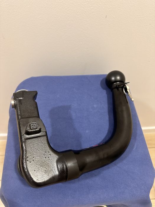 Hak holowniczy Toyota Rav4 NOWY