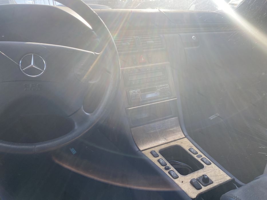 Peças Mercedes E270