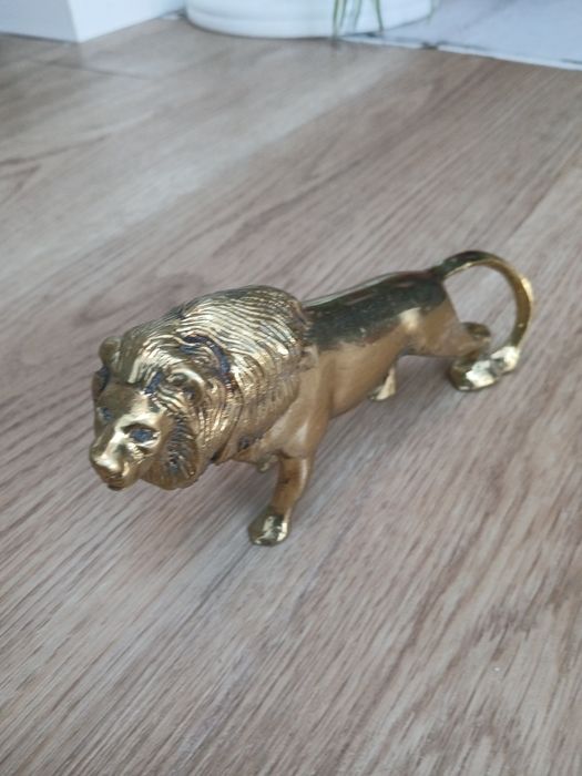 Estatueta Leão Vintage em Latão Maciço – Decoração Mid-Century