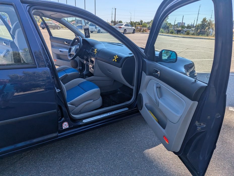 Volkswagen Golf 2001 VIN WVWZZZ1JZ1W577072 фото оголошення 20 з 24