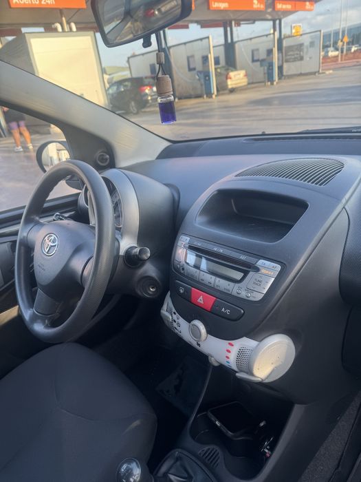 Toyota Aygo 1.0 em excelente estado