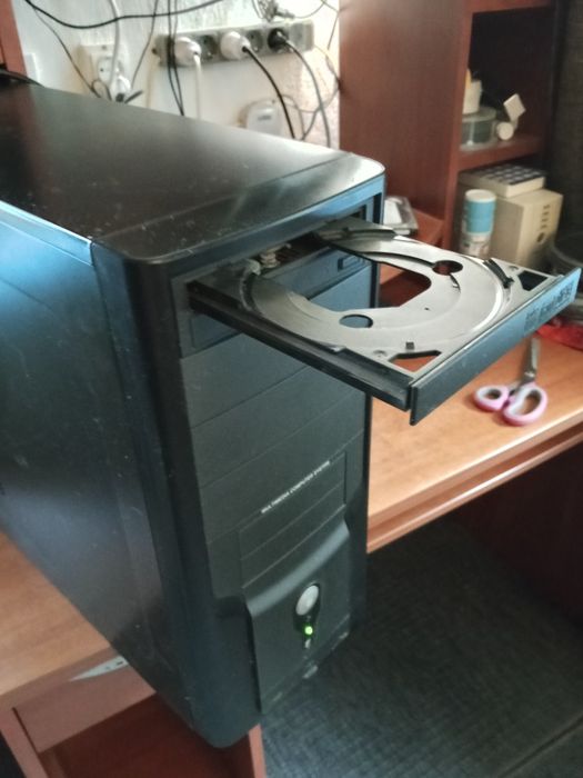 Продам компьютер ASUS M2N.
