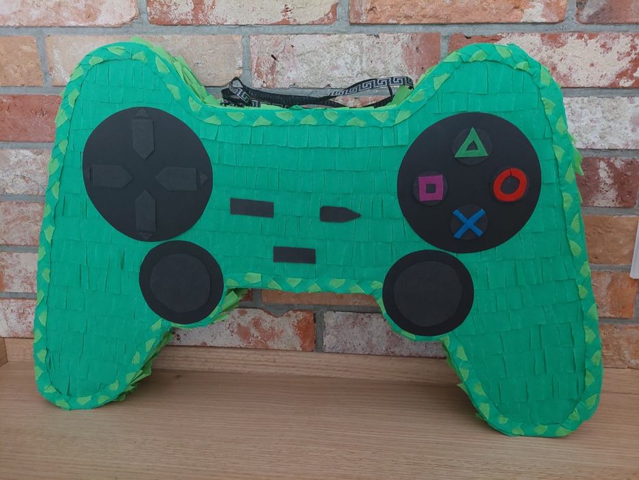 Piniata urodzinowa xxl