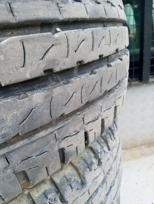 4 Pneus Kleber usados