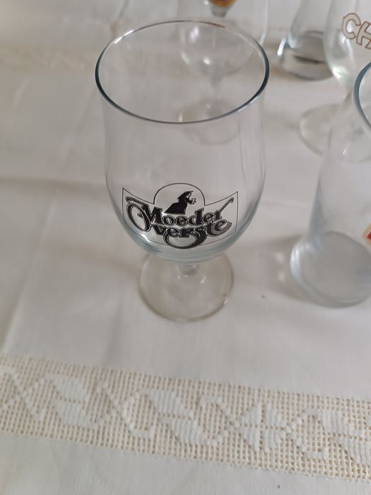 Vendo copos de cerveja  diferentes para colecionar