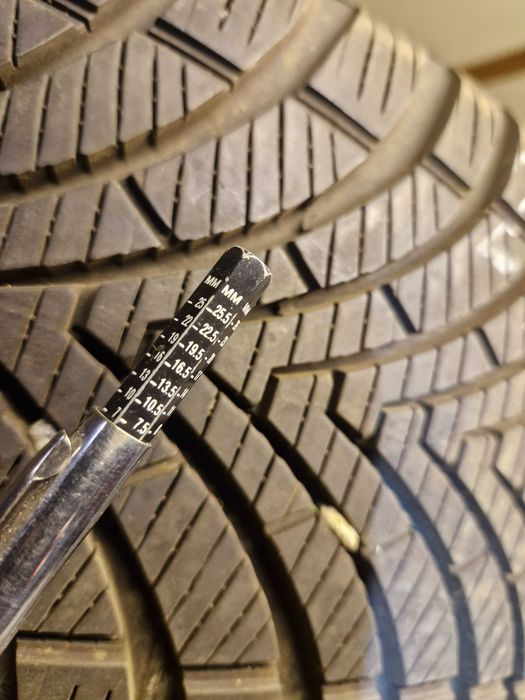 Opony Zimowe 4x 205/55R16 KUMHO 26tydz2022rok 7mm