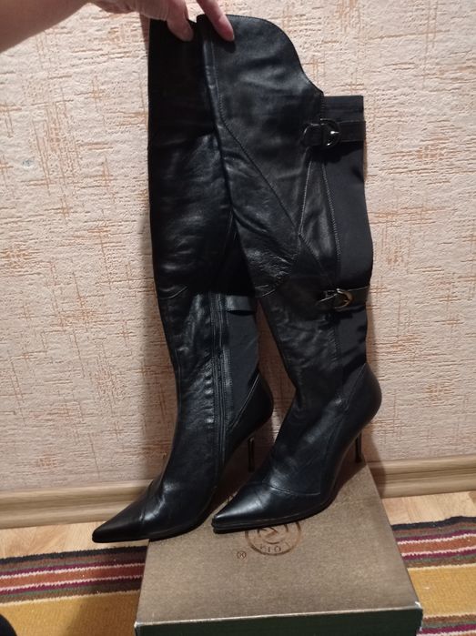 Продам - взуття жіночі шкіряні