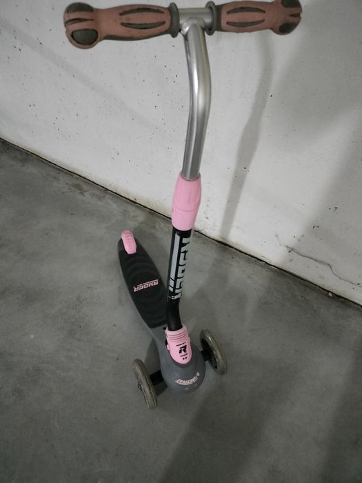 Bicicleta criança  apartir +- 4 anos, trotinete convertivel