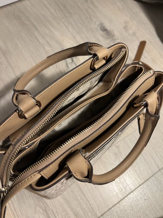 Torebka beżowa DKNY