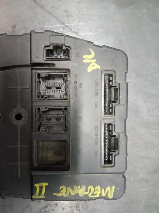 CAIXA RELÉS / FUSÍVEIS RENAULT MEGANE II 2007 -8200780007