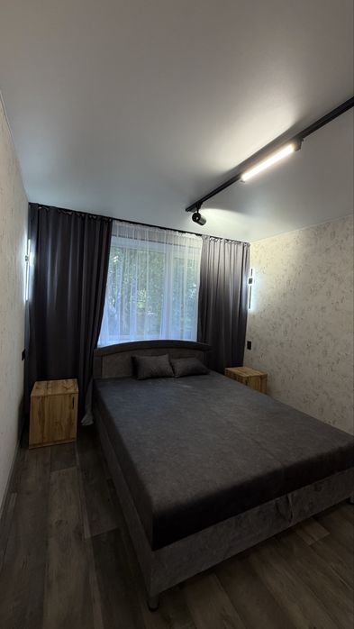Продаж,2х-кімнатна квартира (вул.Матросова)