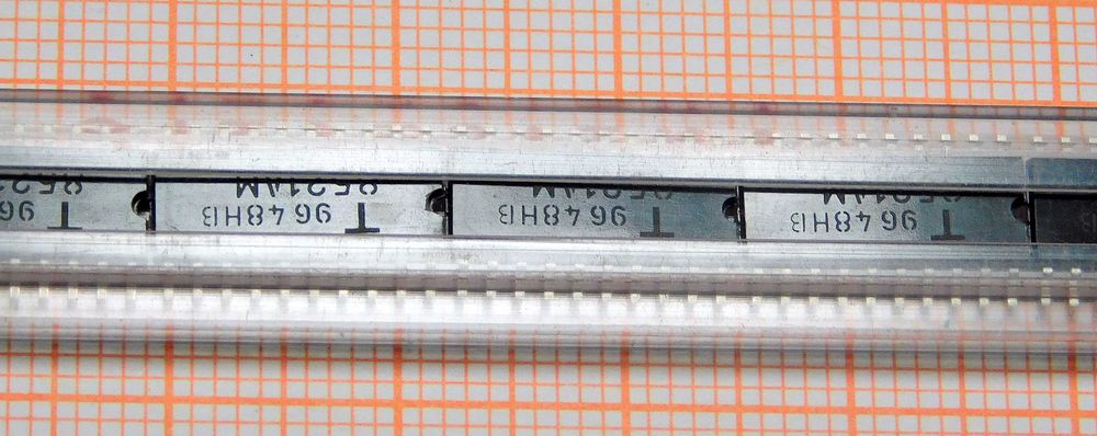 Układ 8521AM interfejs peryferyjny PIA [k8]