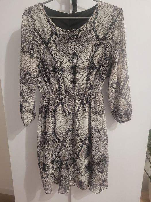 Sukienka wężowa s