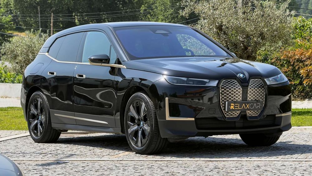 BMW iX xDrive 40