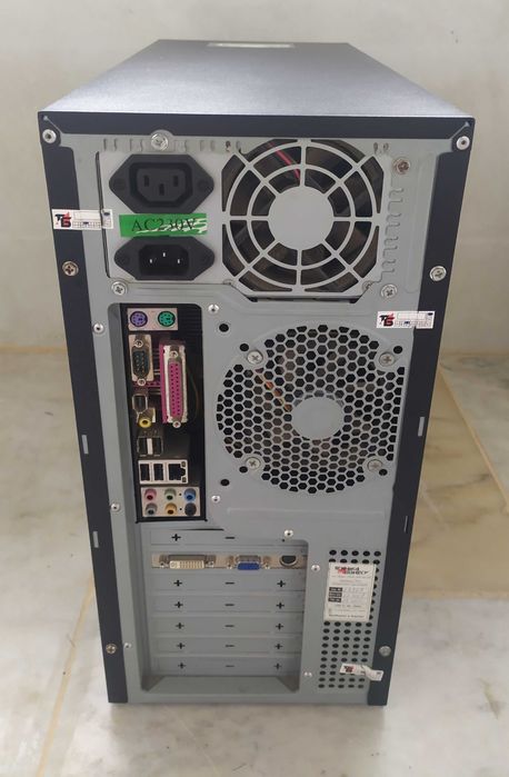 Комп'ютер системний блок ігровий, колонки та ін.