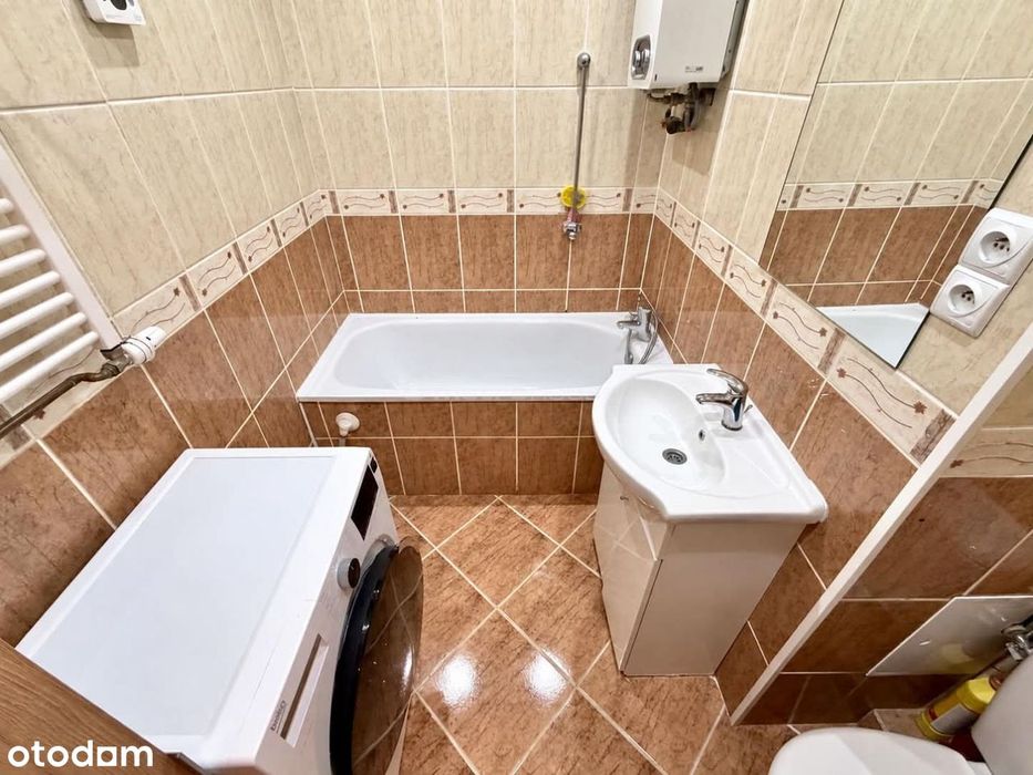 49 m²,  9. piętro  2 balkony