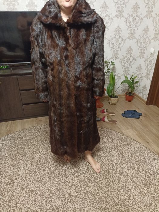 Шуба.. длинная..