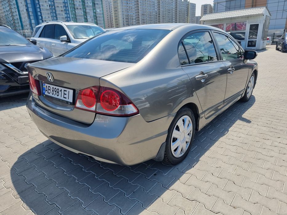 Honda Civic  4D  Sedan