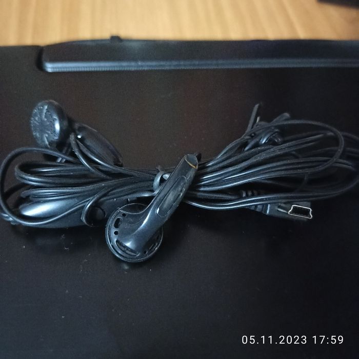 Навушники под мікроюсб з перемовним пристроєм