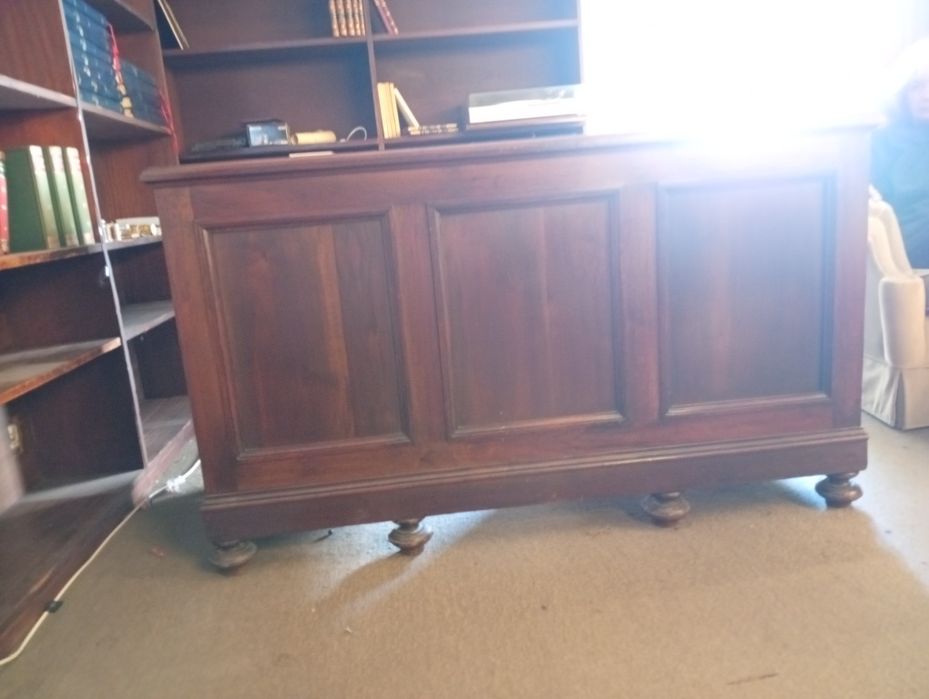 Secretaria século XIX em madeira
