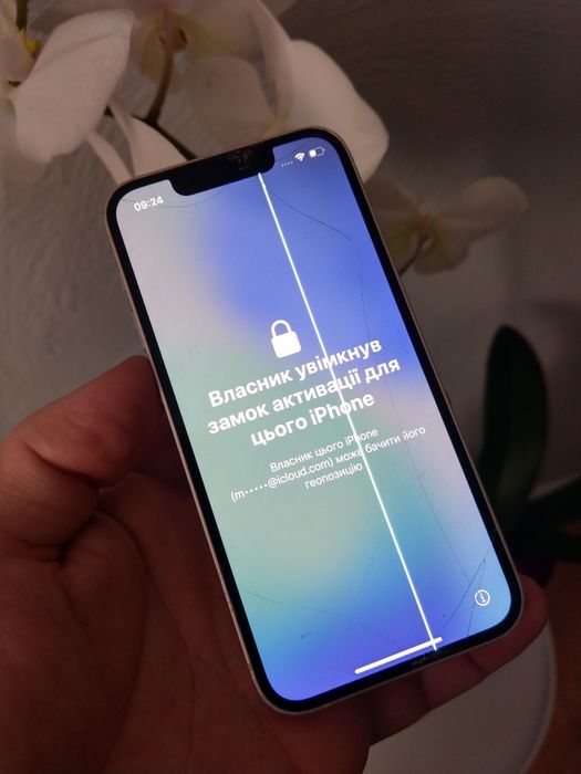 iPhone13  mini iClaud на запчастини