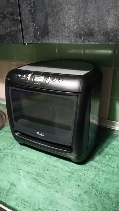 Мікрохвильова піч Whirlpool max crisp m28 +ГРИЛЬ