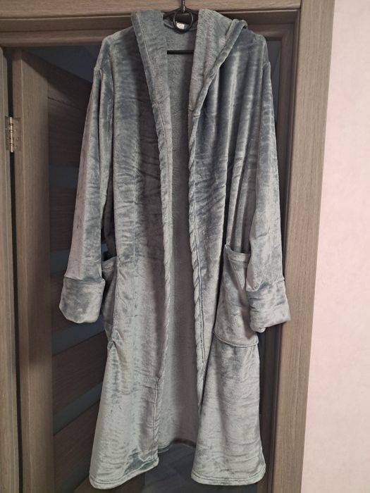 М'який і теплий чоловічий халат