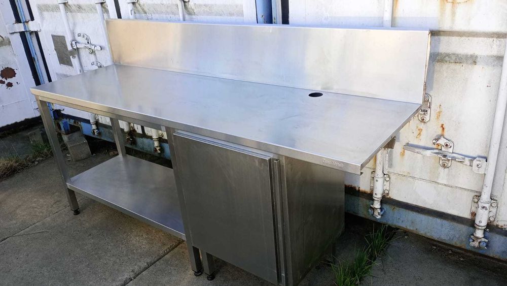 Szafki gastronomiczne stal nierdzewna stół z szafką półki DORA METAL