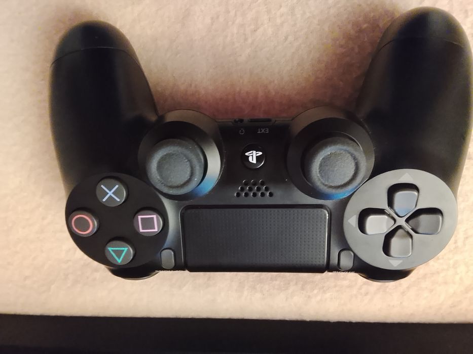 Play Station 4 PRO