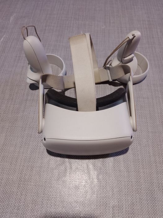 Oculus quest 2.  VR очки.