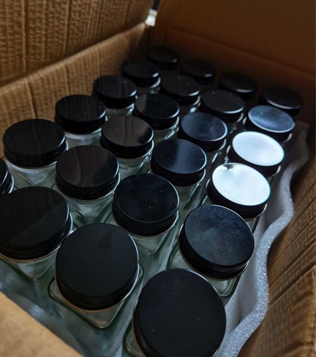 24 pojemniki na przyprawy słoiczki szklane + naklejki gratis organizer